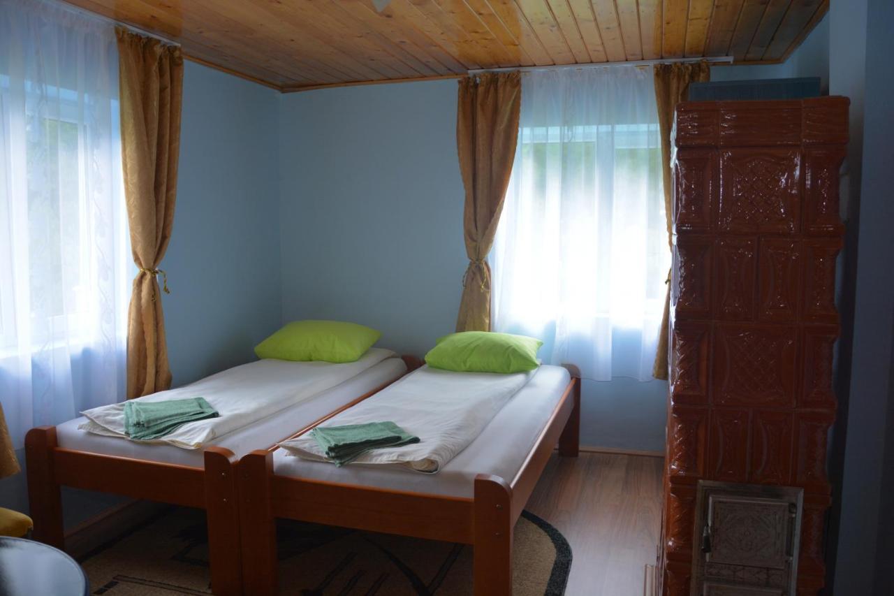 Casa Verde Hotel Rîu de Mori Екстериор снимка