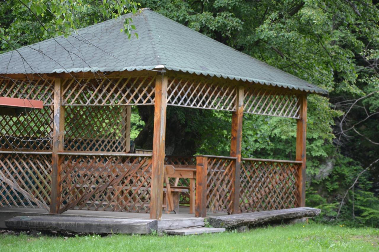 Casa Verde Hotel Rîu de Mori Екстериор снимка