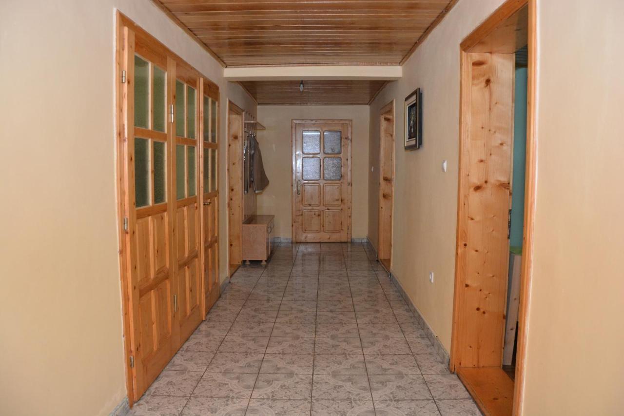 Casa Verde Hotel Rîu de Mori Екстериор снимка