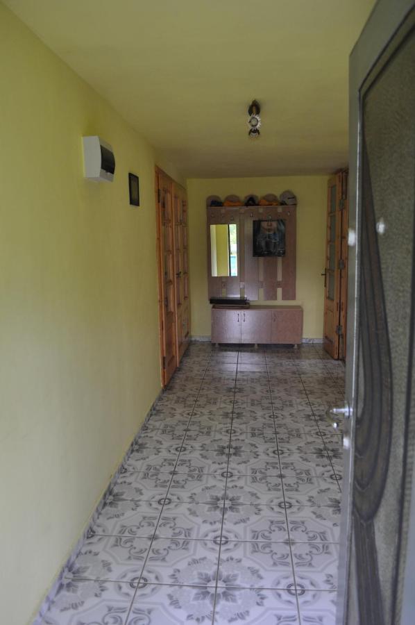 Casa Verde Hotel Rîu de Mori Екстериор снимка