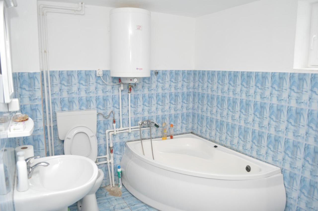 Casa Verde Hotel Rîu de Mori Екстериор снимка