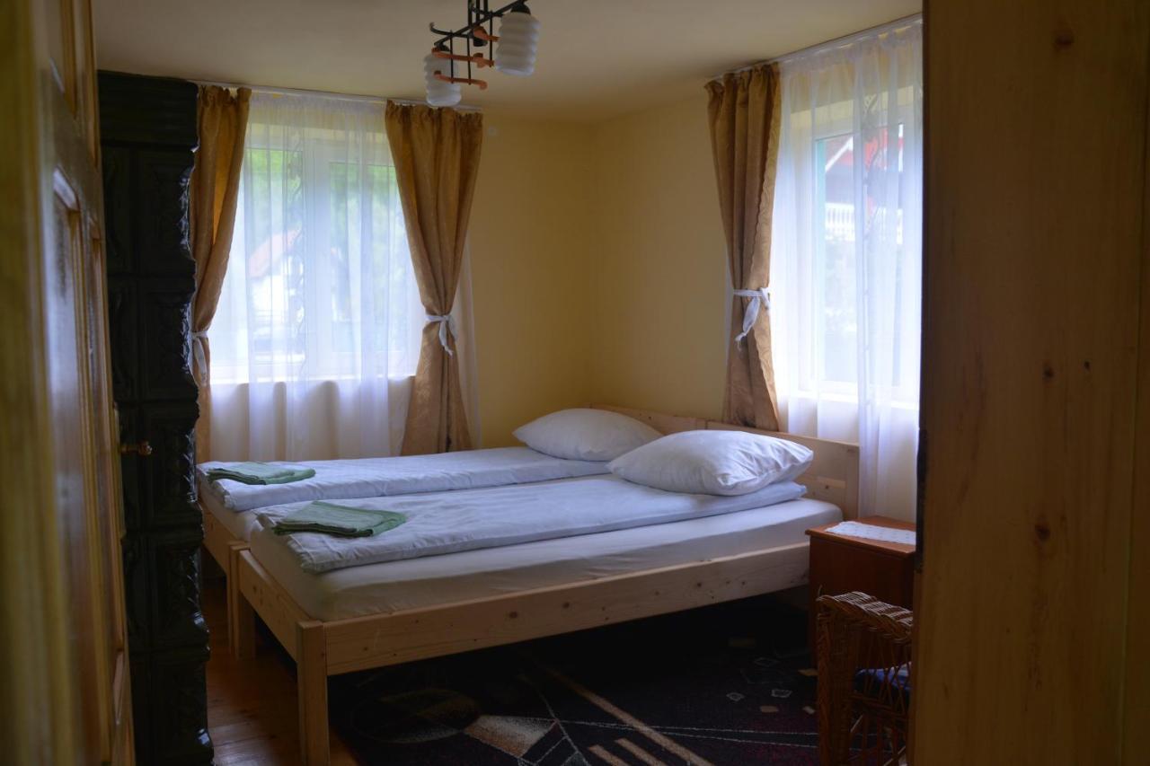 Casa Verde Hotel Rîu de Mori Екстериор снимка