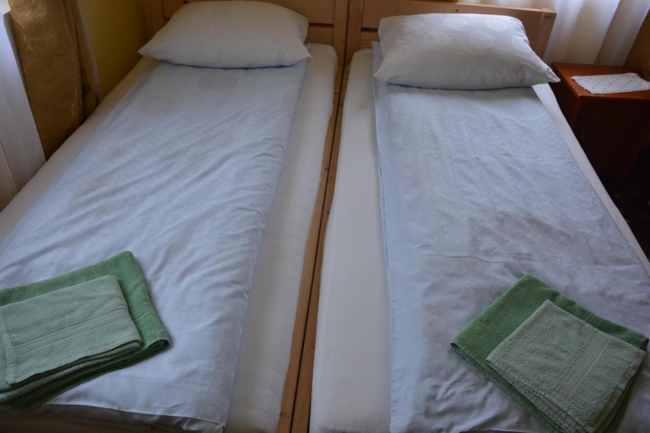 Casa Verde Hotel Rîu de Mori Екстериор снимка