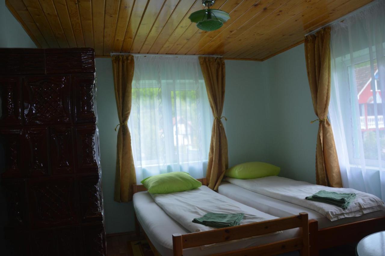 Casa Verde Hotel Rîu de Mori Екстериор снимка